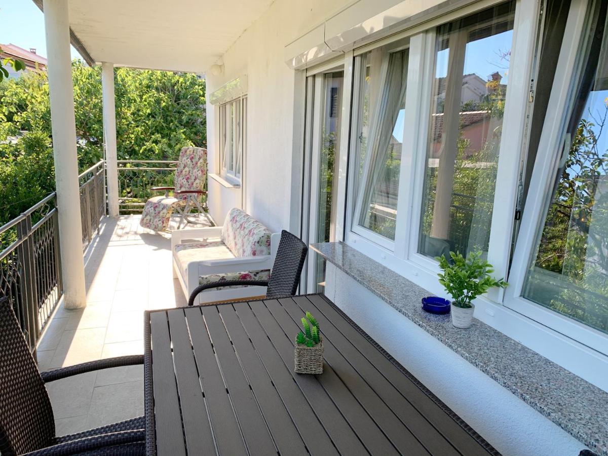Apartment Gardenview - New! Krk Town Εξωτερικό φωτογραφία