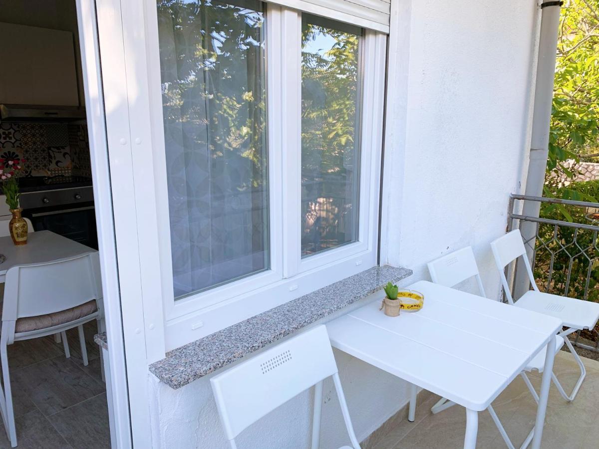 Apartment Gardenview - New! Krk Town Εξωτερικό φωτογραφία