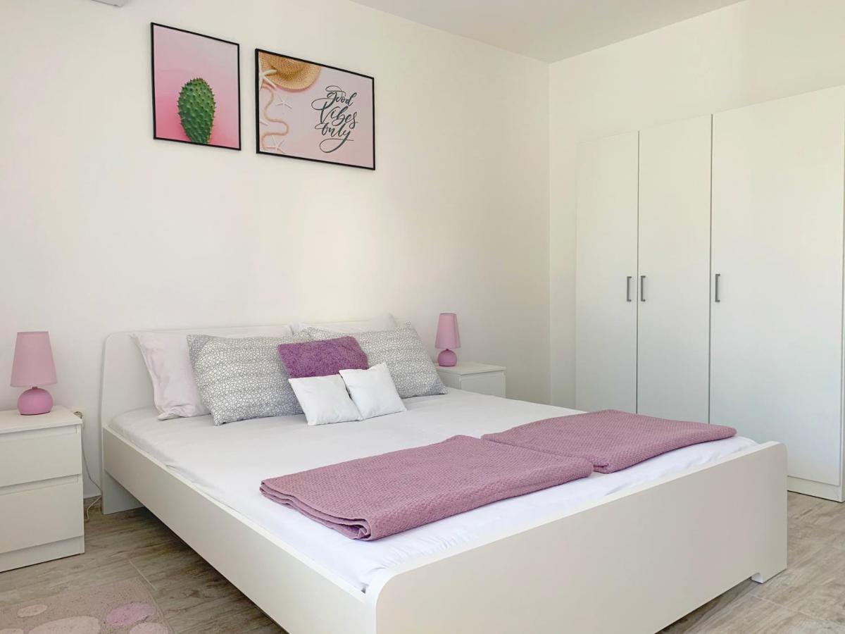 Apartment Gardenview - New! Krk Town Εξωτερικό φωτογραφία